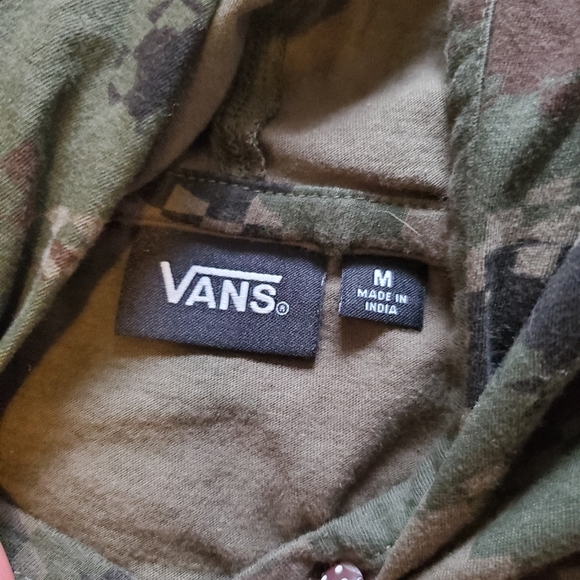 Van's Hooded Camo Top - Picture 4 of 4